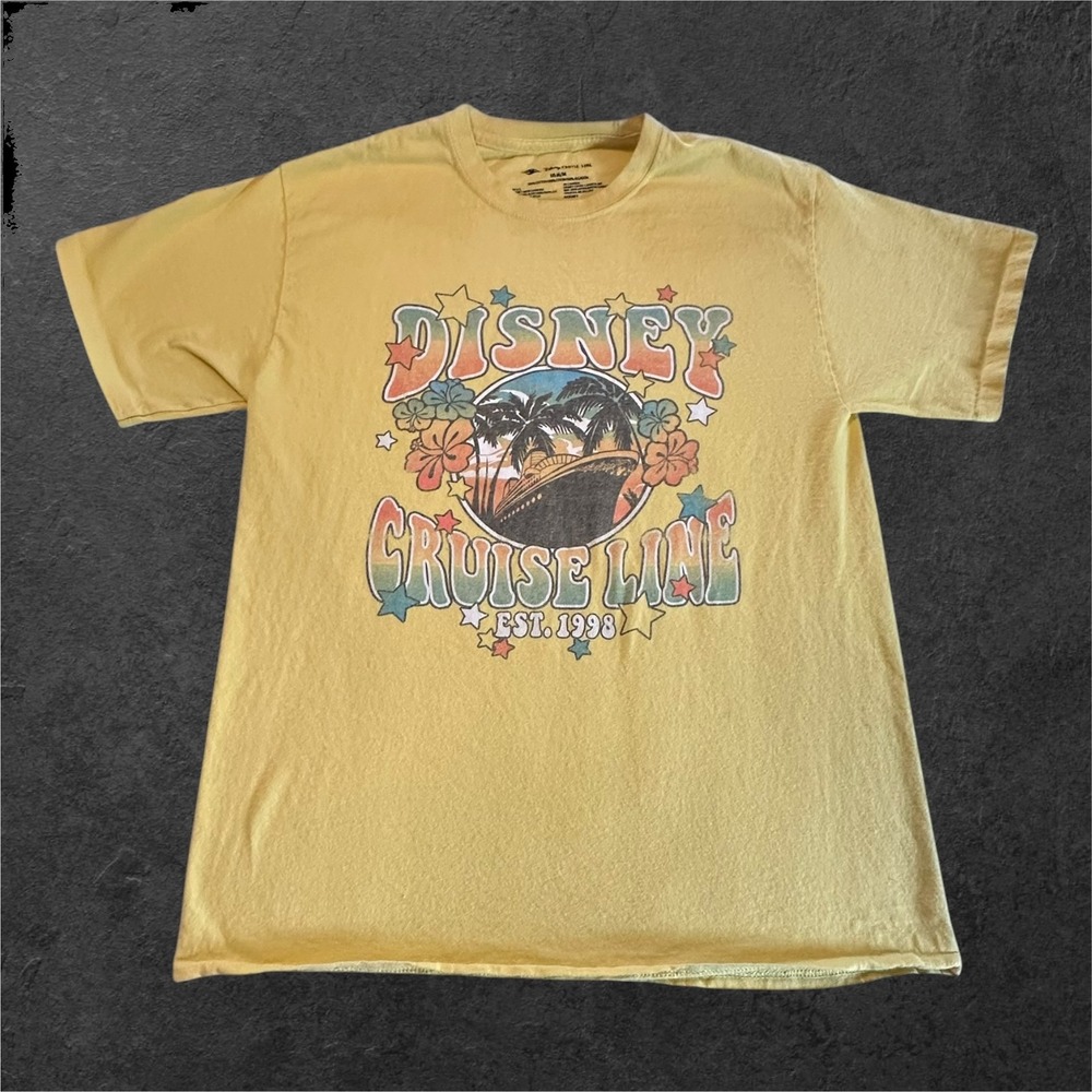 Disney Cruise Line T-Shirt Medium Yellow Est 1998 Tropical‎ Graphic Tee